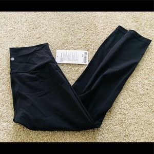 Wunder Under High-Rise Tight 25" Size 6